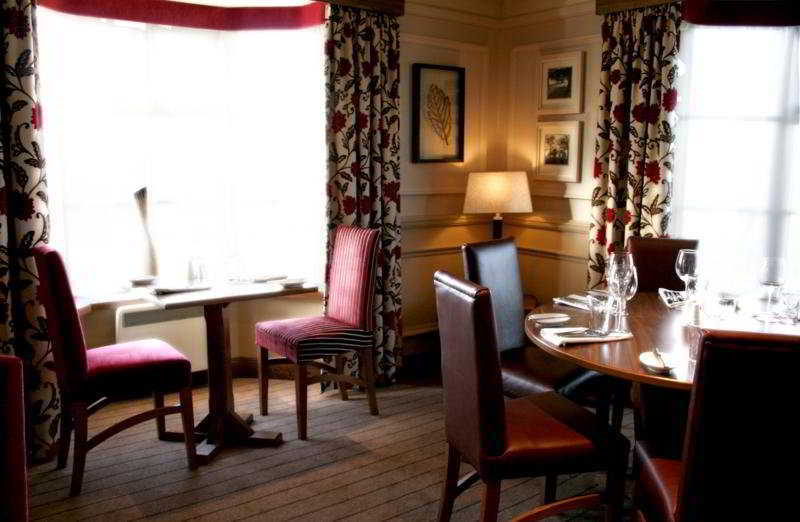 Wild Boar Hotel Beeston  Экстерьер фото